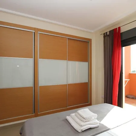 Atico Jardines Apartment *