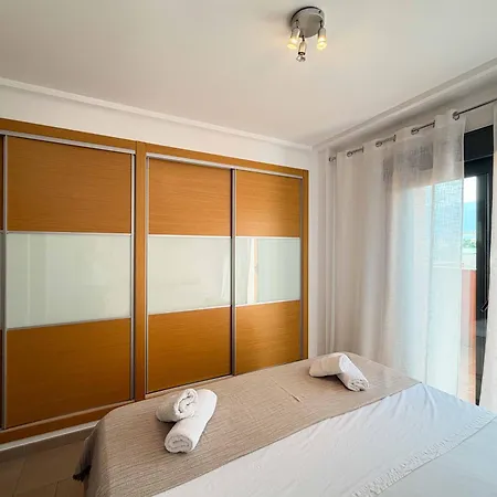 Apartment Atico Jardines